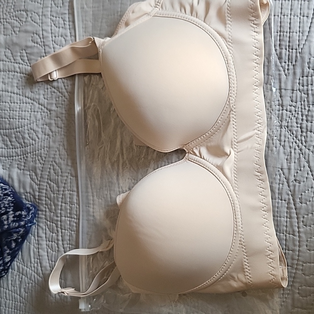 Bras set of two sz 36C